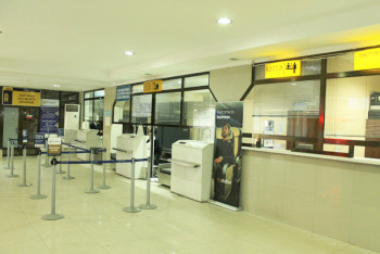 Фотография к новости: Ударившей сотрудницу авиакомпании многодетной матери грозит штраф