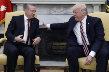 Фотография к новости: Трамп в письме попросил Эрдогана не быть дураком