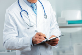 Фотография к новости: Суд оправдал врача-нефролога, обвиненного в изнасиловании медсестры в Шымкенте