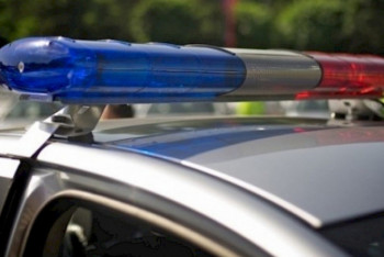 Фотография к новости: Полицейский помог беременной женщине вовремя добраться до роддома в Капшагае