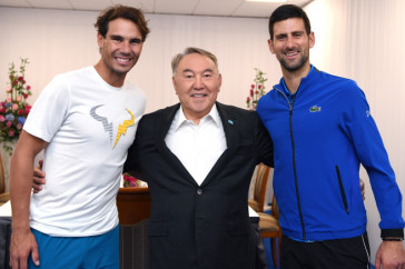 Фотография к новости: Назарбаев посетил благотворительный теннисный матч между Джоковичем и Надалем