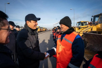 Фотография к новости: Алтай Кульгинов проверил готовность столичных коммунальных служб к зиме