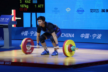 Фотография к новости: Казахстанская тяжелоатлетка выиграла "золото" на турнире в Швейцарии