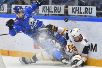 Фотография к новости: "Барыс" дома уступил "Металлургу" с минимальным счетом