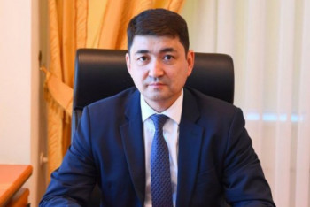 Фотография к новости: Два вице-министра образования требуют от ректора вуза 500 тысяч тенге за моральный ущерб 