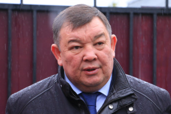 Фотография к новости: Антикоррупционная служба  обжалует решение об освобождении Манзорова