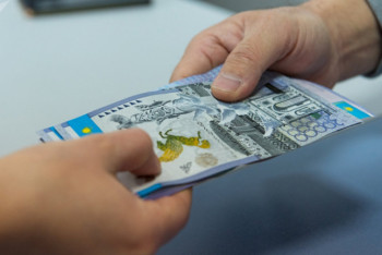 Фотография к новости: "Руководители берут взятки из алчности, а простые специалисты - от откровенной безысходности" - Шпекбаев