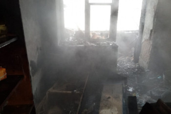 Фотография к новости: Шестерых человек спасли во время пожара в жилом доме Актобе