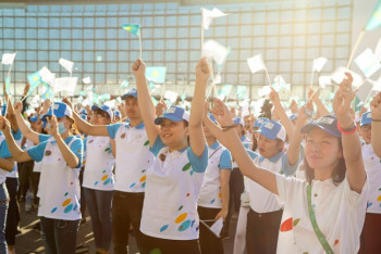 Фотография к новости: Студентам-волонтерам повысят стипендию на 30% в Казахстане 