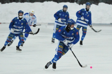Фотография к новости: Хек-трик легионера из Казахстана помог его клубу выиграть Кубок Норвегии по бенди
