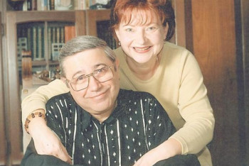 Фотография к новости: Степаненко хочет отсудить у Петросяна большую часть имущества