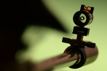 Фотография к новости: Чемпионат Азии по пулевой стрельбе: казахстанец взял золото