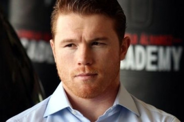 Фотография к новости: "Канело" вместо боя с Головкиным решил начать "тренерскую" карьеру