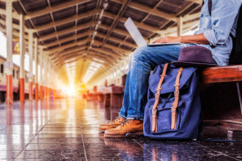 Фотография к новости: Мажилисмены обеспокоены массовым оттоком молодежи из Казахстана