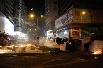 Фотография к новости: Полиция Гонконга избила казахстанского студента во время протестов - китайские СМИ