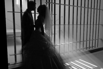 Фотография к новости: 19 осужденных женщин и 379 мужчин заключили браки в Казахстане