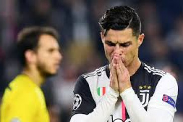 Фотография к новости: Роналду остался вне состава "Ювентуса"