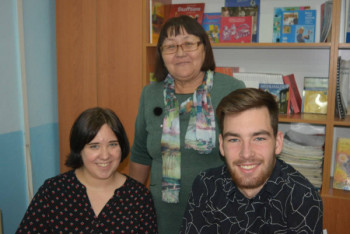 Фотография к новости: Волонтеров из Германии удивил немытый картофель на прилавках Усть-Каменогорска