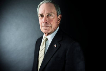 Фотография к новости: Миллиардер Майкл Блумберг начал предвыборную кампанию в США