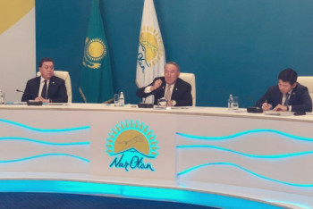 Фотография к новости: Елбасы напомнил партийцам о необходимости консолидации вокруг Токаева