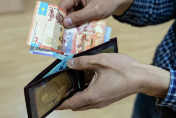 Фотография к новости: Карагандинцы возмущены закрытием дела о мошенничестве на 12 миллионов