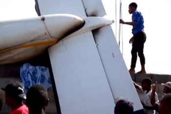 Фотография к новости: Самолет упал на жилые дома в Конго, погибли 29 человек