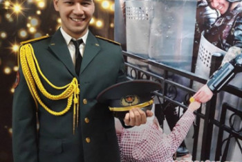 Фотография к новости: Боец Нацгвардии РК с популярного в Сети снимка уволился в запас