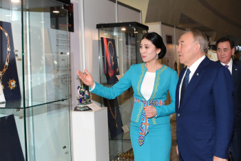 Фотография к новости: Елбасы посетил концерт, посвященный празднованию Дня Первого Президента