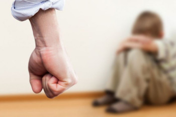 Фотография к новости: Выбит зуб, гематомы и ссадины: ребенка избили в Караганде