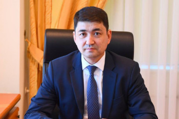 Фотография к новости: Вице-министр образования Рустем Бигари назвал свою зарплату 