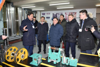 Фотография к новости: Поддержать единственный завод в Казахстане по выпуску лифтов поручил Ермек Маржикпаев