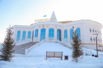Фотография к новости: "Казахстан стал глобальной площадкой этнической и религиозной толерантности" - эксперт о модели мира и толерантности Назарбаева
