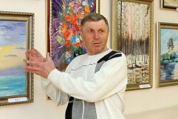 Фотография к новости: Аким СКО выплатил долг в 500 тысяч тенге художнику за картины