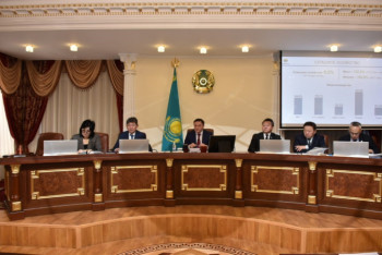 Фотография к новости: Итоги социально-экономического развития за 10 месяцев подвели в Акмолинской области 