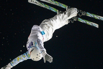 Фотография к новости: Казахстанка стала первой на этапе Кубка Европы по фристайл-акробатике 