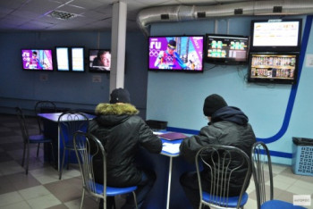 Фотография к новости: Посетитель букмекерской конторы ударил кассиршу в Атырауской области