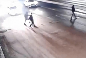 Фотография к новости: О состоянии пострадавшего в ДТП с угонщиком такси в Нур-Султане подростка рассказали врачи