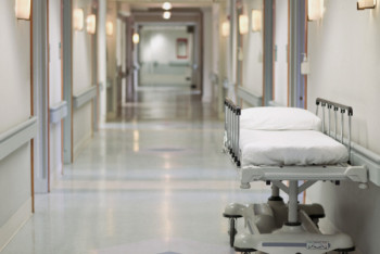 Фотография к новости: "Ампутировать руку ребенку пришлось не из-за антибиотика" - главврач детской больницы в Кокшетау