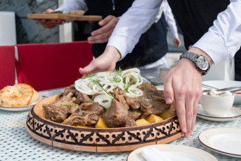 Фотография к новости: Командировки с обязательным застольем приравняли к коррупции в ЗКО