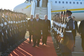 Фотография к новости: Токаев прибыл с официальным визитом в Германию