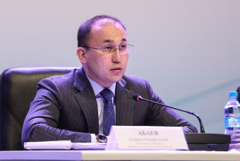 Фотография к новости: "Любые меры государства будут бесполезны без культуры вождения" - Абаев о ситуации с ДТП в Казахстане