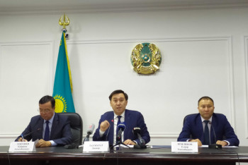 Фотография к новости: Антикоррупционная служба: госслужащим заменят служебные удостоверения на бейджи