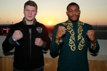 Фотография к новости: Американец надел костюм с казахским орнаментом перед боем с Поветкиным