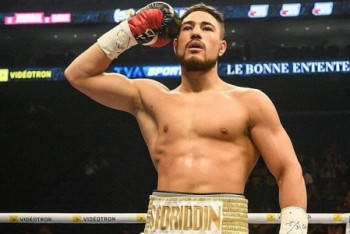 Фотография к новости: Казахстанец Садриддин Ахмедов отправил опытного аргентинца в тяжелый нокаут