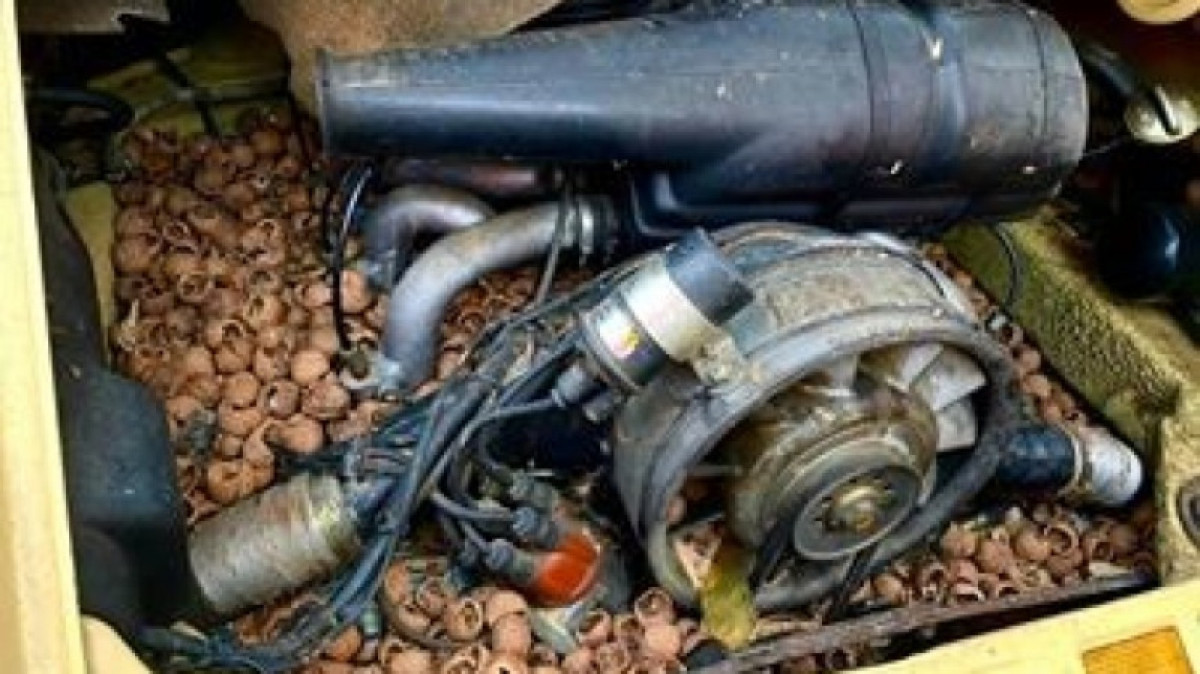  facebook.com/Centre Porsche Genève