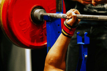 Фотография к новости: Чемпионат Азии по классическому пауэрлифтингу проходит в Алматы