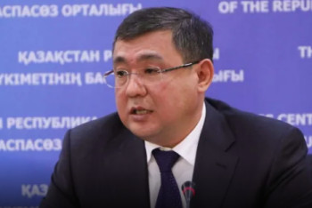 Фотография к новости: Дело обвиняемого в коррупции экс-замминистра энергетики Садибекова передано в суд