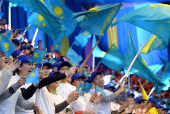 Фотография к новости: В Алматы прошел международный фестиваль "Зёрна"