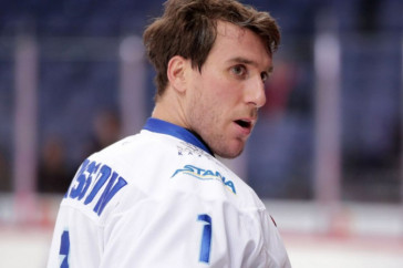 Фотография к новости: Спасение вратаря "Барыса" в матче с "Авангардом" вошло в топ-10 лучших сейвов недели КХЛ