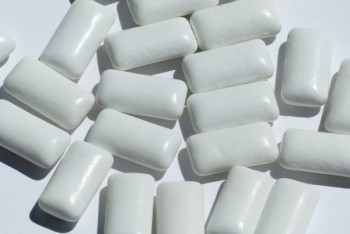 Фотография к новости: Информация о распространении никотиновых жвачек школьниками напугала пользователей Сети